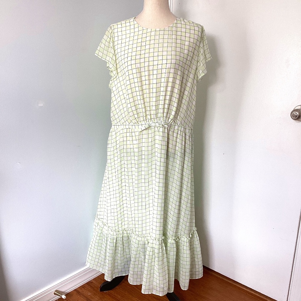 NWT RYEGRASS PLUS 1X MIDI DRESS LIGHT GREEN CHECK RUFFLE POLY CHIFFON